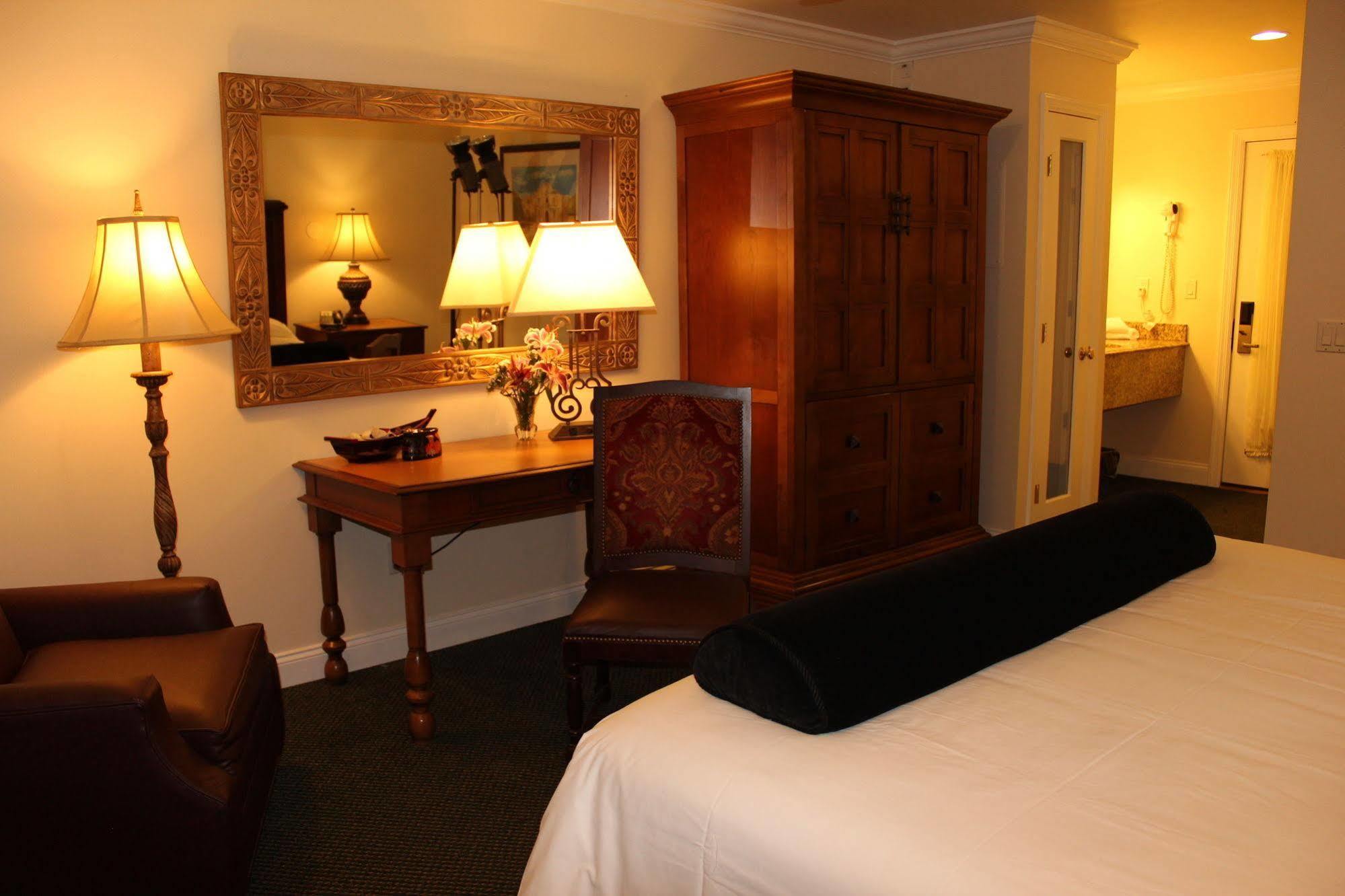 Kenny'S Tipperary Inn Montauk Esterno foto
