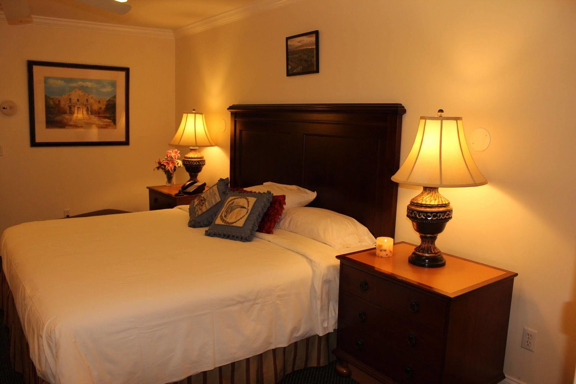 Kenny'S Tipperary Inn Montauk Esterno foto